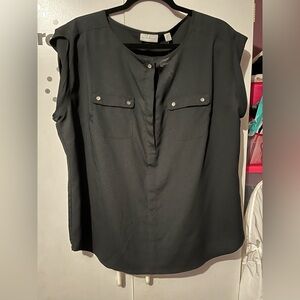 New York and company black polyester women’s top size XL